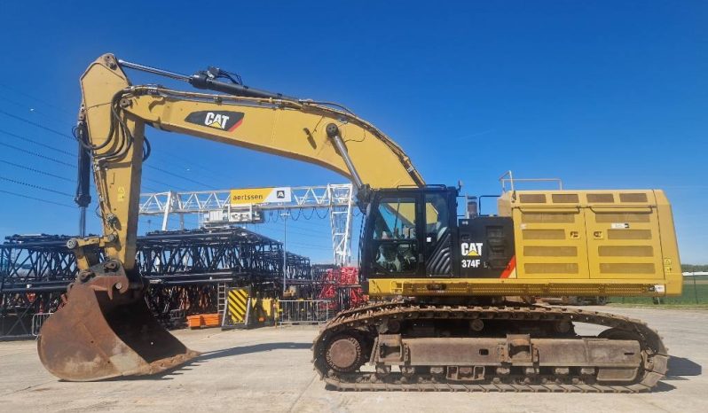 
								Exc Cat 374FL año 2019 peso 75 ton horas 8690 completo									