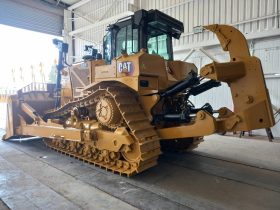 Bulldozer Caterpillar D8T año 2022 Horas 7805 ubicacion Arabia Saudita