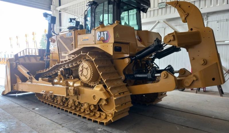 
								Bulldozer Caterpillar D8T año 2022 Horas 7805 ubicacion Arabia Saudita completo									