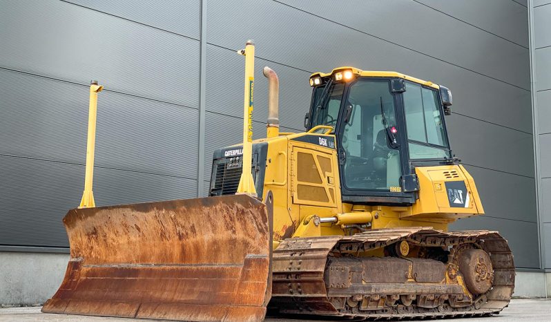 
								Bulldozer D8K LGPCaterpillar  año 2007 horas 16000 TRIMBLE 3D GPS (se vende por separado) Ubicacion Europa completo									
