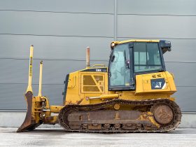 Bulldozer D8K LGPCaterpillar  año 2007 horas 16000 TRIMBLE 3D GPS (se vende por separado) Ubicacion Europa