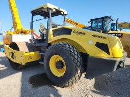 Compactador Bomag BW211-5 año 2017 horas2440