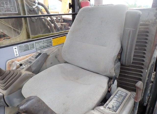 
								Excavadora Hitachi EX200-2 serie 66772 año  1994 horads 8323 precio USD$18000 EXW completo									
