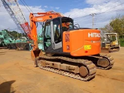 
										Excavadora ZX135 US año 2013-3 Horas 4070 ubicacion Europa completo									