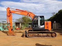 
										Excavadora ZX135 US año 2013-3 Horas 4070 ubicacion Europa completo									