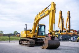Excavadora Komatsu PC 180LC año 2000 horas 6865