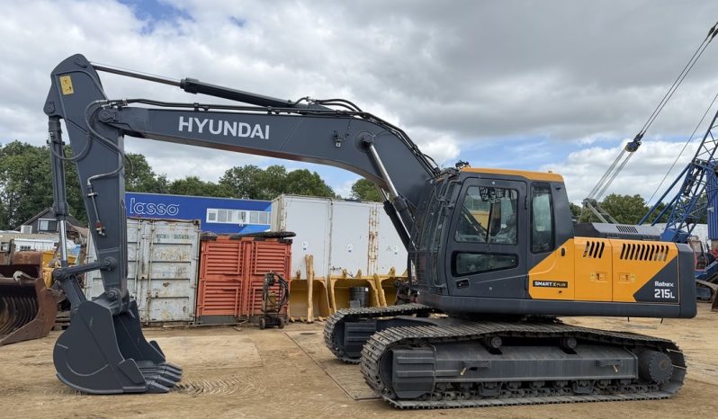 
								Excavadora Hyundai R215L año 2026 Nueva completo									