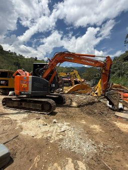 Excavadora Hitachi ZX75US-3 año 2013 horas 6700
