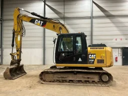 
										Excavadora Caterpillar 313-F LGC año 2017  horas 11151  aire acondicionado ubicacion Europa completo									