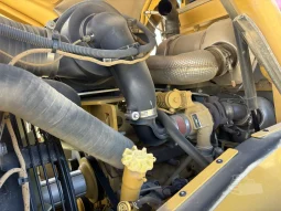 
										Vibrocompactador Caterpillar CS12GC año 2021 Horas 923 completo									