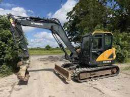 
										Excavadora Hyundai HX85A año 2021 horas 3900 completo									