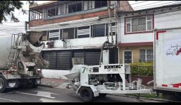 
										Bomba de Concreto estacionaria Schwig año 2007  modelo SP500 completo									