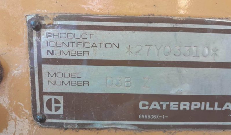 
								Bulldozer Caterpillar D3B completo									