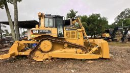 
										Bulldozer Caterpillar D6T XL año 2017 horas 7600 aprox. completo									