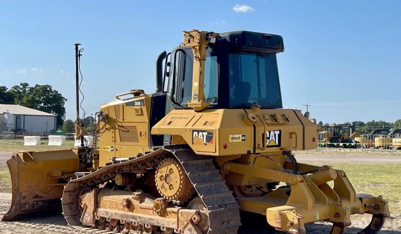 
								Bulldozer Caterpillar D6N XL año 2019 horas 7510 completo									